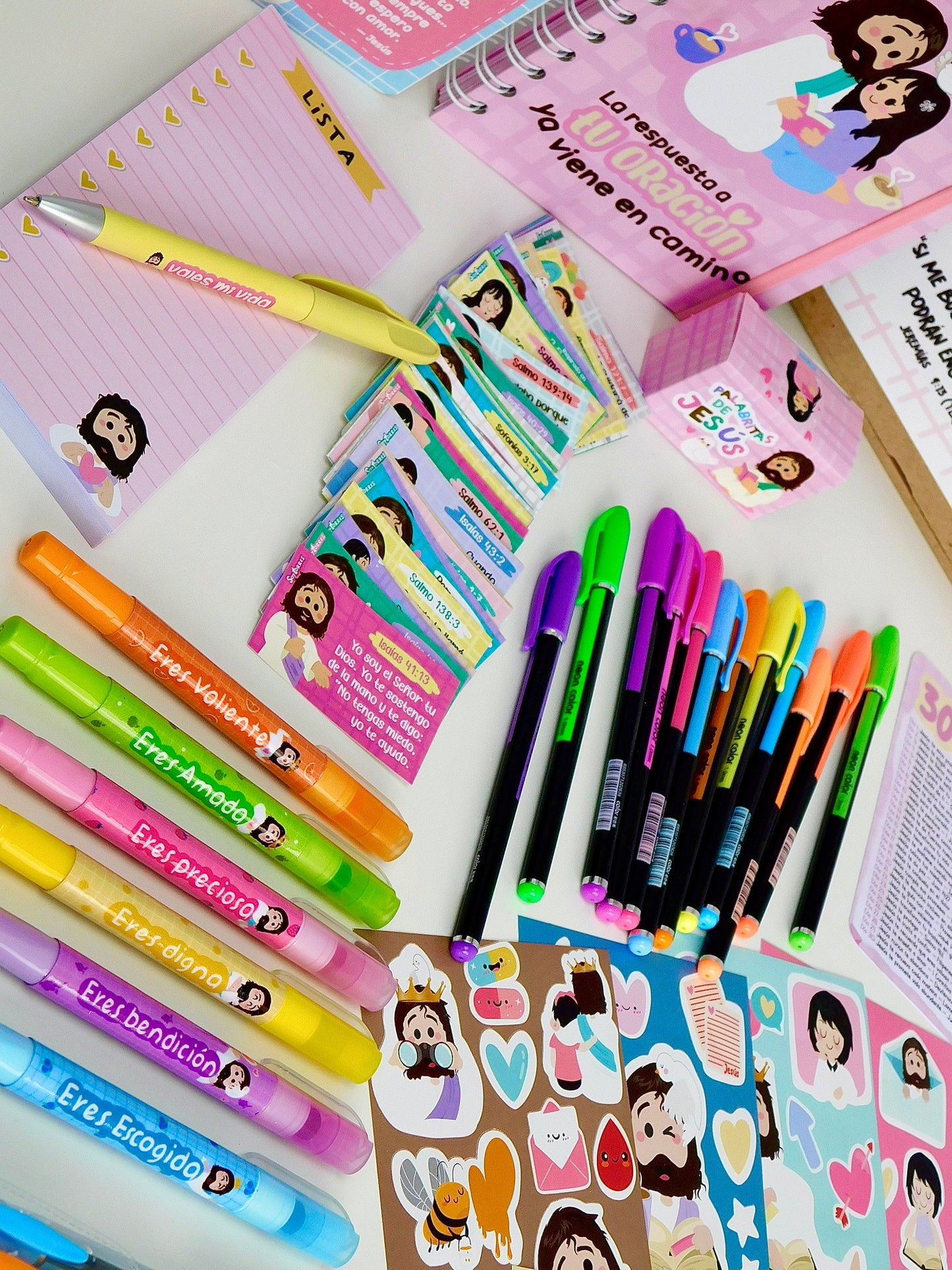 a) Kit Devocional para Estudio Bíblico
