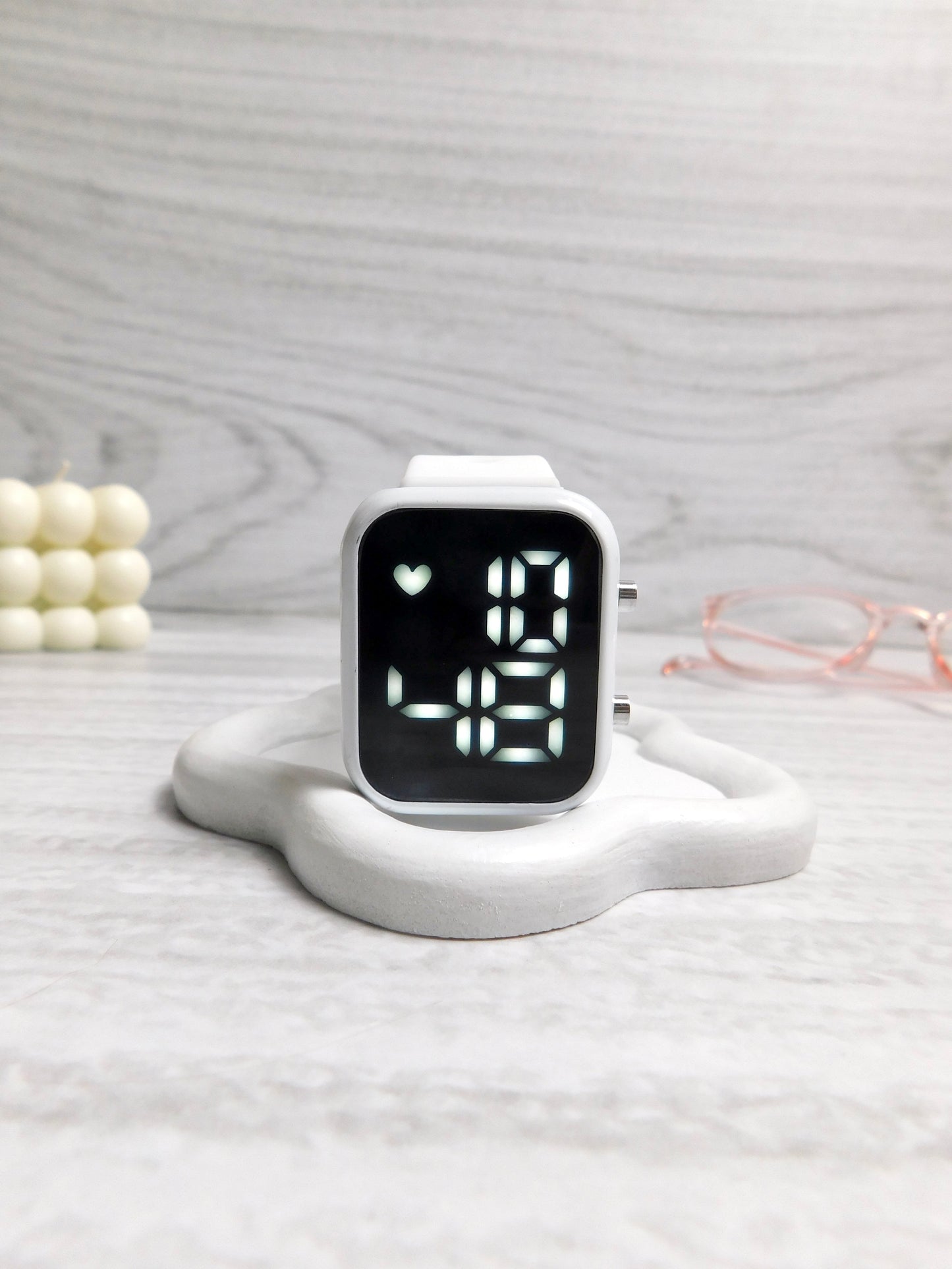 Reloj digital blanco – Correa siliconada