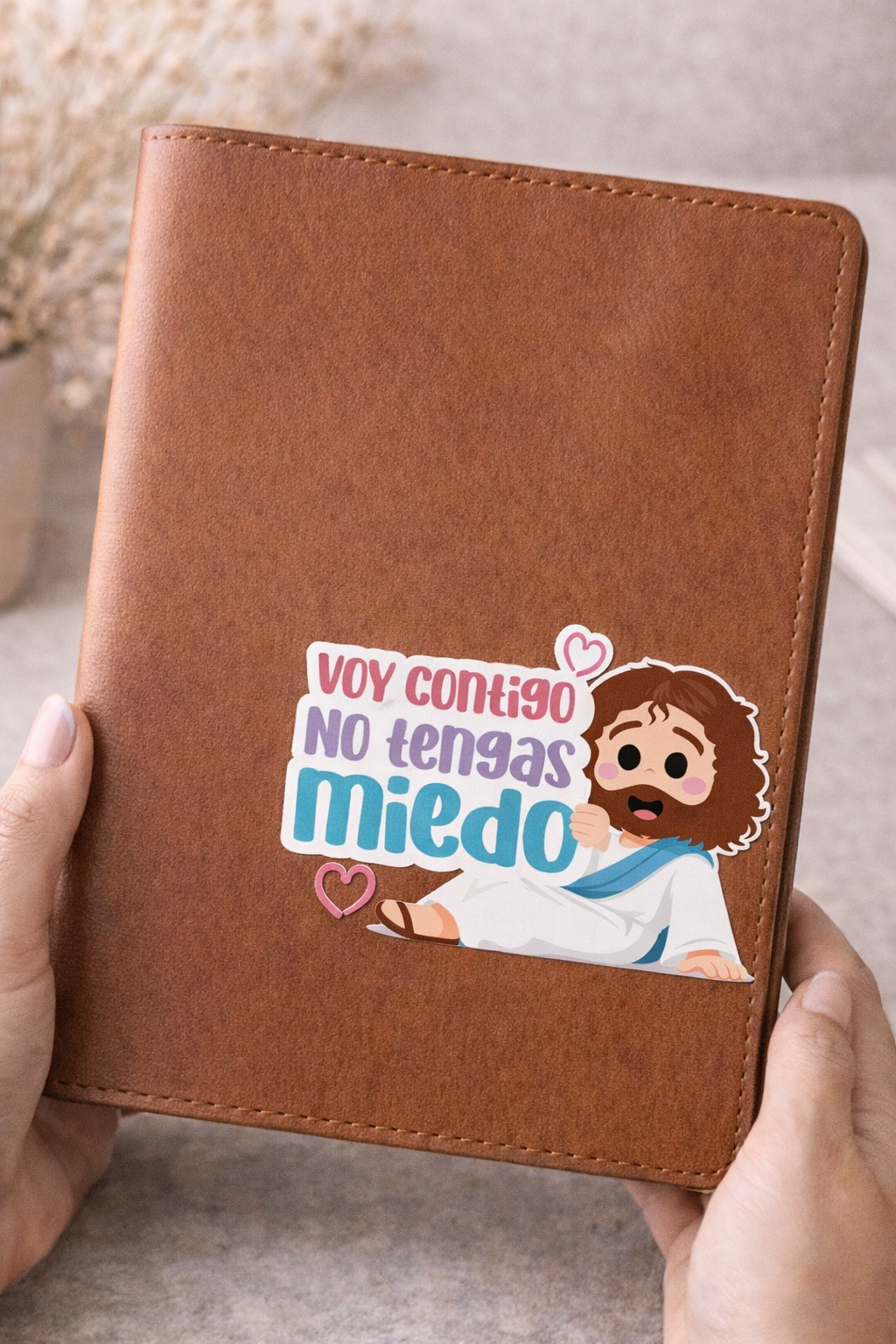Adhesivo Jesús – “Voy contigo, no tengas miedo” (Diseño horizontal)