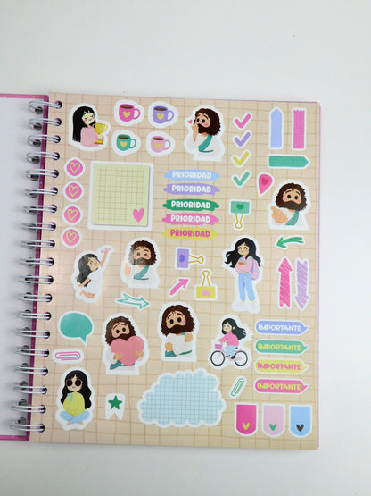 Cuaderno 5 materias – “Todo estará bien, Dios está en control” (rosa)