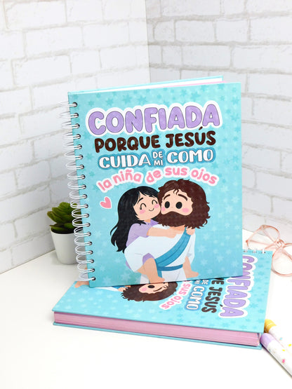 Cuaderno 5 materias – “Confiada porque Jesús cuida de mí como la niña de sus ojos