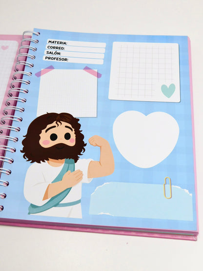 Cuaderno 5 materias – “Todo estará bien, Dios está en control” (rosa)